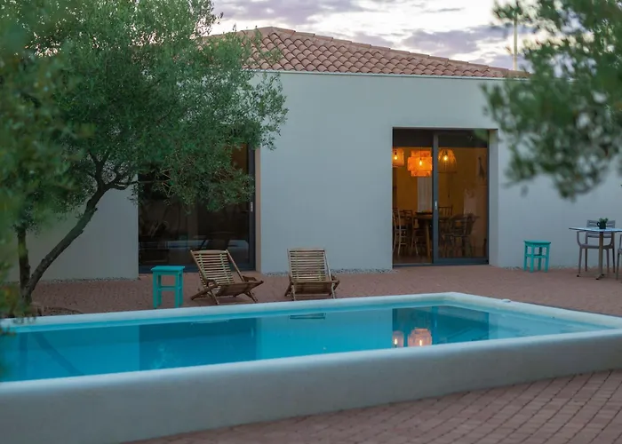 Margari Mit Privatem Pool By Interhome Linardići