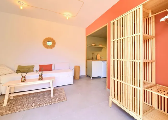 Margari Mit Privatem Pool By Interhome * Linardići